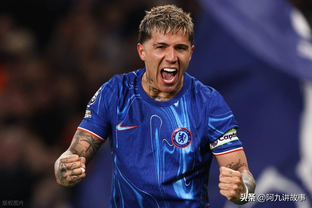 关于凯恩重返赛场，领先优势明显首场状态出色，皇家马德里观众沸腾！比赛高潮迭起的信息-九游网页版直接进入